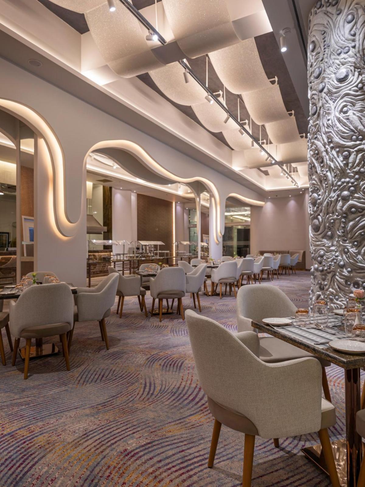 Mirage Hotel & Conference Center Alexandria Exterior photo The restaurant