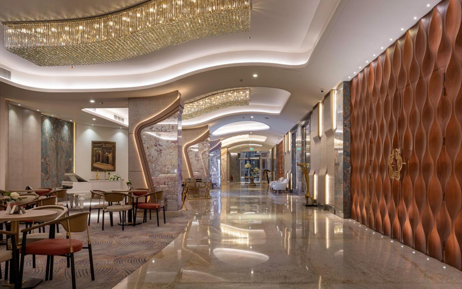 Mirage Hotel & Conference Center Alexandria Exterior photo The lobby of the hotel