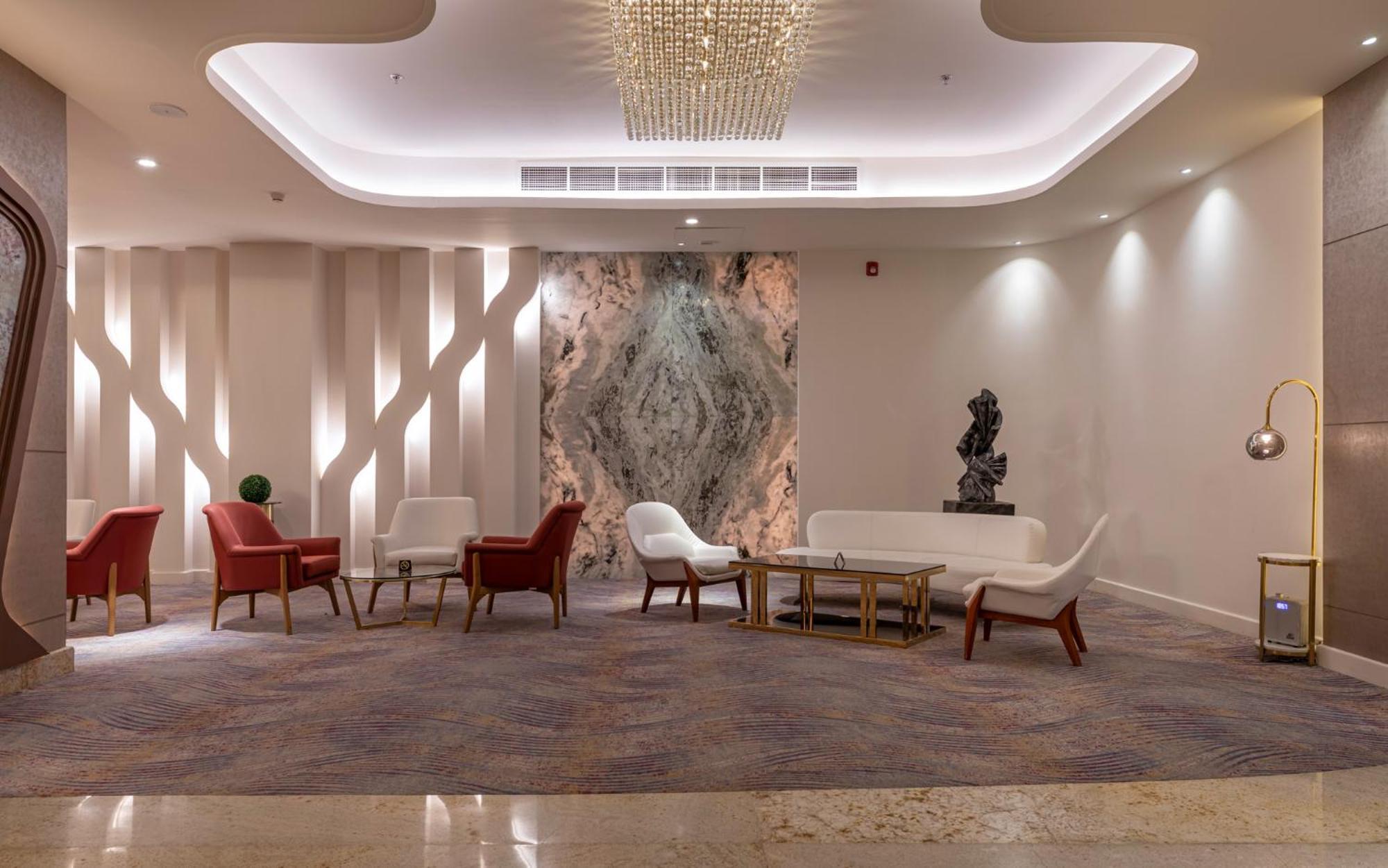 Mirage Hotel & Conference Center Alexandria Exterior photo The lobby of the hotel