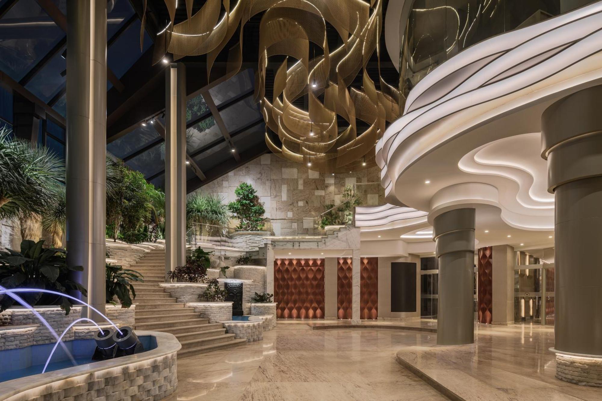 Mirage Hotel & Conference Center Alexandria Exterior photo The lobby of the hotel